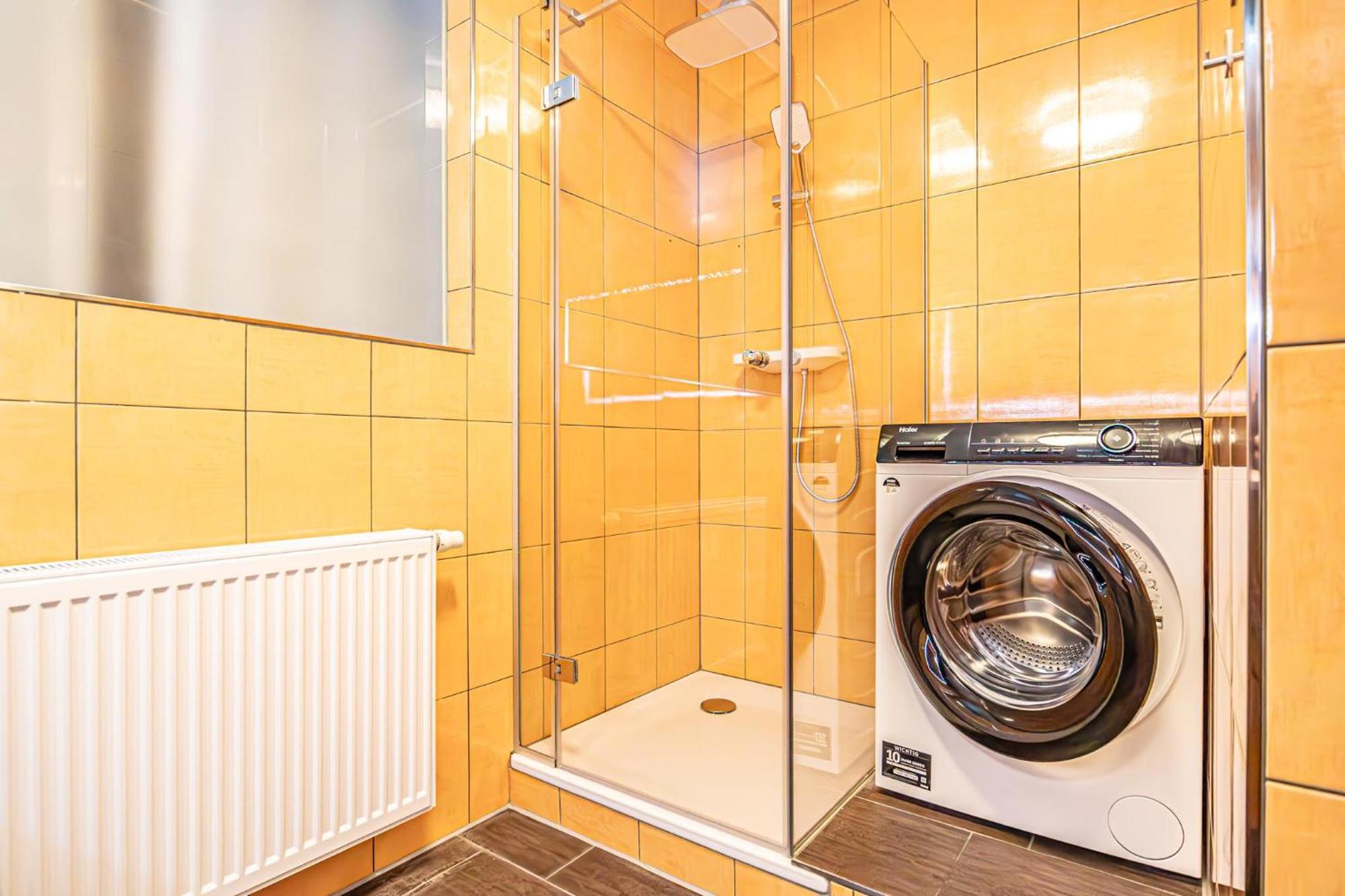 Charming 1br And 1lr Modern Design Donaustadt Wenen