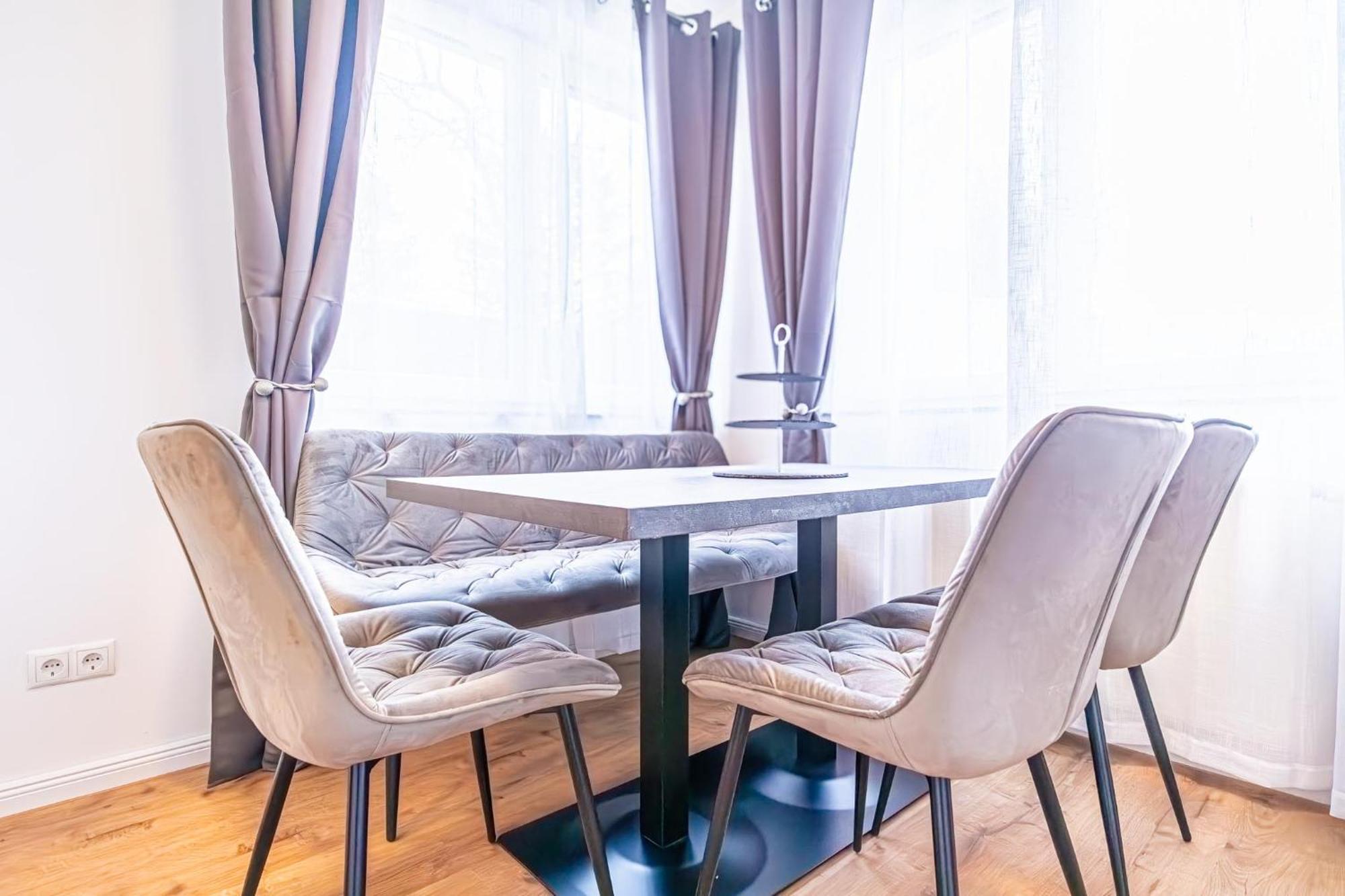 Appartement Charming 1br And 1lr Modern Design Donaustadt